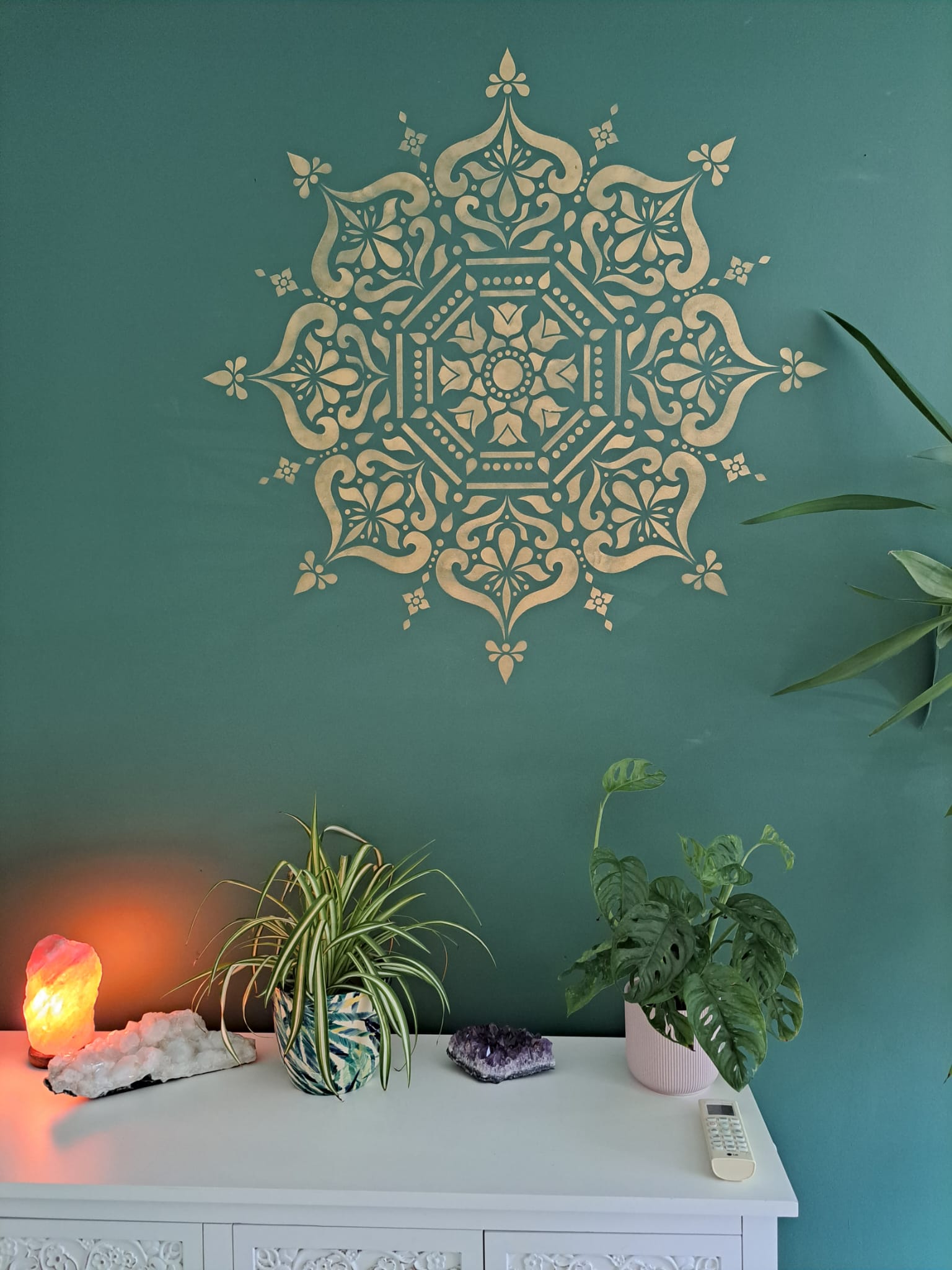 Wall art radiant studio